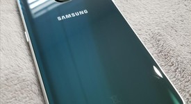 Good
													Samsung Galaxy S6 edge - Unlocked, Green, 64 GB, SM-G9250, photo 1 of 6