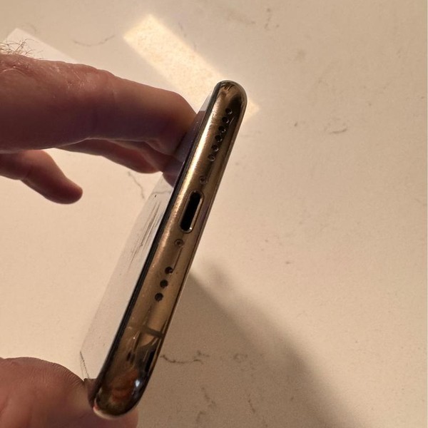 Apple iPhone 11 Pro - Unlocked, 512 GB, Gold, A2160