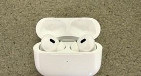 Used
													Apple AirPods Pro 2 - USB-C, photo 2 of 6