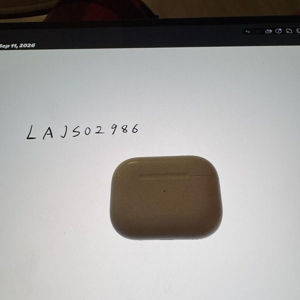 Apple AirPods Pro 2 - Lightning