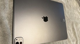 Mint
													Apple iPad Pro 13" (M4) 2024 - Wi-Fi, Black, 256 GB, 8 GB, A2925, Standard Glass, photo 2 of 10