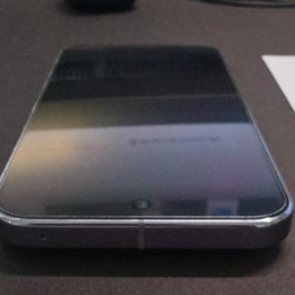 Google Pixel 10 Pro XL - Unlocked, 512 GB, Moonstone, GUL82