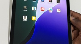 Good
													Apple iPad 10th Gen - Wi-Fi, Silver, 256 GB, A2696, photo 3 of 11