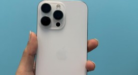 Good
													Apple iPhone 16 Pro Max - Unlocked, White, 256 GB, A3084, photo 2 of 6