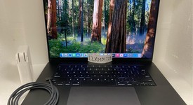 Mint
													MacBook Pro Late 2023 (M3) - 16" - Apple M3 Pro 12-core, Black, 512 GB, 36 GB, 18-core GPU, photo 1 of 14