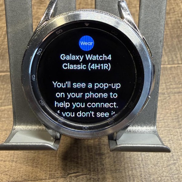 Samsung Galaxy Watch4 Classic - Wi-Fi, Silver, 42mm