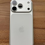 Good Apple iPhone 17 Pro - Unlocked, 512 GB, Silver, A3256