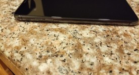 Mint
													Apple iPhone Xs Max - Verizon, Gold, 64 GB, A1921, photo 3 of 6