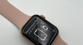 Good
													Apple Watch Series 6 44mm - Verizon, Gold, A2294 - Cellular, Aluminum, photo 1 of 5