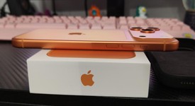 Mint
													Apple iPhone 17 Pro Max - Unlocked, Cosmic Orange, 256 GB, A3257, photo 5 of 8
