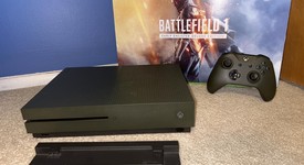 Good
													Xbox One S (2016) - Gray, 1 TB, Battlefield 1, photo 1 of 5