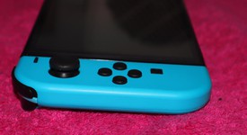 Mint
													Nintendo Switch - OLED - Red & Blue, 64 GB, photo 5 of 9