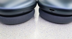 Used
													Apple AirPods Max USB-C - Midnight, photo 4 of 10