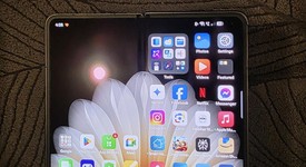 Mint
													Oppo Find N5 - Unlocked Non-US, Cosmic Black, 512 GB, 16 GB, photo 5 of 10