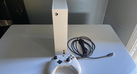 Good
													Xbox Series S (2020) - White, 512 GB, photo 3 of 3