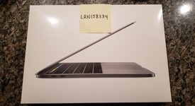 New
													MacBook Pro 2017 (With Touch Bar) - 13" - Gray, 1 TB, 16 GB, photo 6 of 6