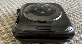 Good
													Apple Watch Series 6 44mm - Unlocked, Gray, A2294 - Cellular, Aluminum, photo 3 of 5