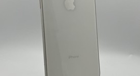 Good
													Apple iPhone Xr - Unlocked, White, 64 GB, A1984, photo 2 of 6