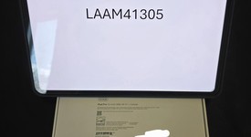 Mint
													Apple iPad Pro 13" (M5) 2025 - Unlocked, Apple M5 9-Core, Space Black, 512 GB, A3361, Standard Glass, photo 2 of 15