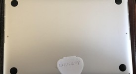 Good
													MacBook Pro 2015 (Retina) - 13" - Silver, 128 GB, 8 GB, photo 4 of 7