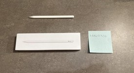 Mint
													Apple Pencil 2nd Gen, photo 1 of 3