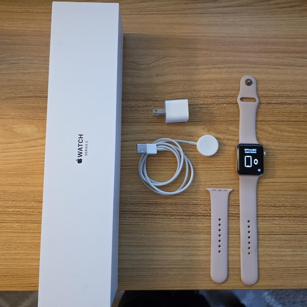 Apple Watch Series 3 42mm - Rose Gold, A1859, Aluminum - GPS