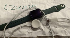 Good
													Apple Watch Series 7 41mm - Green, A2473 - GPS, Aluminum, photo 2 of 10