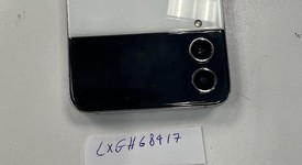 Fair
													Samsung Galaxy Z Flip4 5G - Unlocked, Custom, 256 GB, 8 GB, SM-F721U1, Bespoke Edition, photo 4 of 8