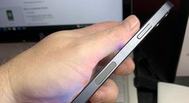 Good
													Apple iPhone 12 - Unlocked, Black, 128 GB, A2172, photo 3 of 7