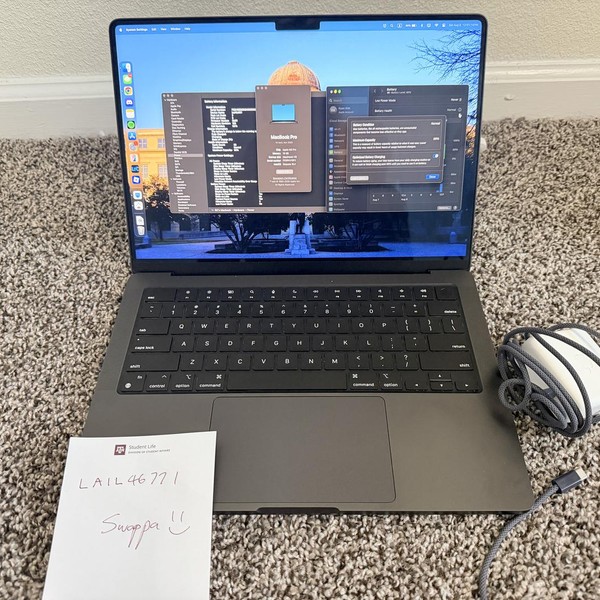 MacBook Pro Late 2023 (M3) - 14 inch - 512 GB, Black, 18 GB, Apple M3 Pro 11-core, 14-core GPU