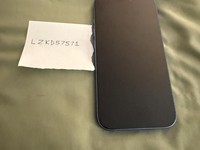 Apple iPhone 16