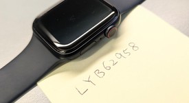 Good
													Apple Watch SE 2nd Gen 44mm - Unlocked, Midnight, A2727 - Cellular, Aluminum, photo 3 of 6