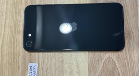 Good
													Apple iPhone SE 3rd Gen 2022 - Unlocked, Midnight, 64 GB, A2595, photo 3 of 3