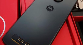 Mint
													Moto Z4 - Unlocked, Gray, 128 GB, 4 GB, photo 2 of 4