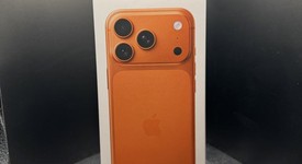 New
													Apple iPhone 17 Pro - Verizon, Cosmic Orange, 256 GB, A3256, photo 2 of 2