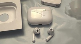 Used
													Apple AirPods Pro 2 - USB-C, photo 3 of 3