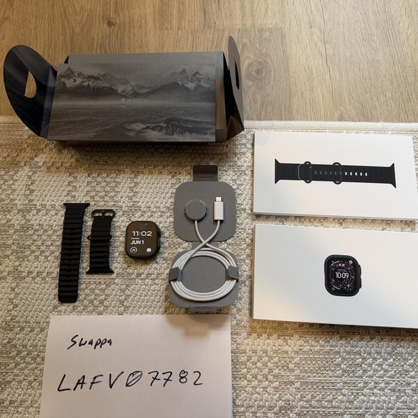 Apple Watch Ultra 3 49mm - Unlocked, Black, A3281