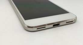 Good
													Google Pixel - Unlocked, Silver, 32 GB, 4 GB, Google Edition, photo 4 of 10