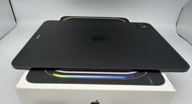 Mint
													Apple iPad Pro 11" (M4) 2024 - Wi-Fi, Black, 256 GB, 8 GB, A2836, Standard Glass, photo 1 of 5
