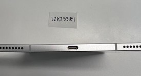 Mint
													Apple iPad Pro 12.9" 6th Gen 2022 - Unlocked, Silver, 128 GB, photo 4 of 6