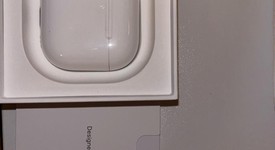 Used
													Apple AirPods 4th Gen - Active Noise Cancellation, photo 3 of 4