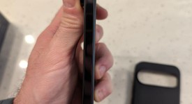 Mint
													Google Pixel 9 Pro - Unlocked, Obsidian, 256 GB, 16 GB, GR83Y, photo 3 of 8