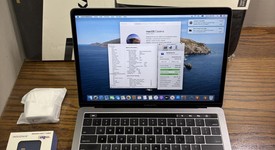Good
													MacBook Pro 2018 (With Touch Bar) - 13" - I5, Gray, 512 GB, 16 GB, photo 1 of 9