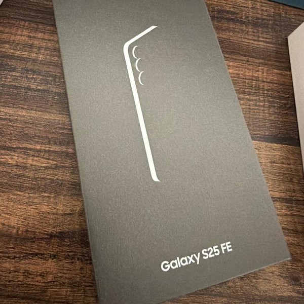 Samsung Galaxy S25 FE - AT&T, 128 GB, Black, SM-S731U