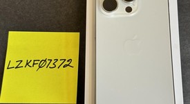 Mint
													Apple iPhone 15 Pro - Unlocked, White, 128 GB, A2848, photo 2 of 10