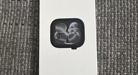 Mint
													Apple Watch Series 11 46mm - Unlocked, Jet Black, A3337 - Cellular, Aluminum, photo 1 of 11