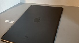Good
													Apple iPad 8th Gen - Wi-Fi, Gray, 128 GB, A2270, photo 4 of 5