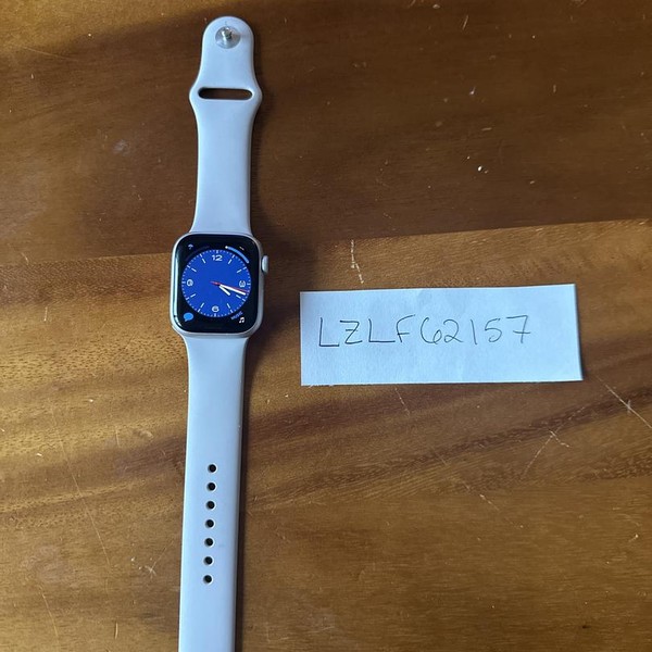 Apple Watch Series 7 41mm - Starlight, A2473 - GPS, Aluminum