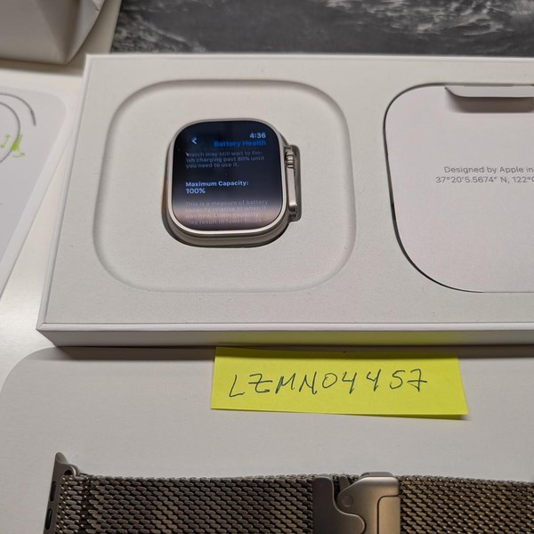 Apple Watch Ultra 2 49mm - Unlocked, Natural, A2986