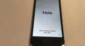 Good
													Apple iPhone SE 1st Gen 2016 - AT&T, Grey, 32 GB, A1662, photo 2 of 11
